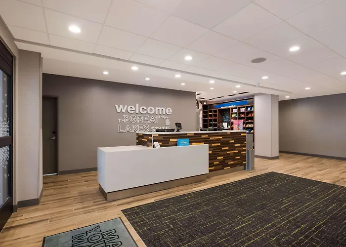 Hampton Inn By Hilton Detroit Southfield