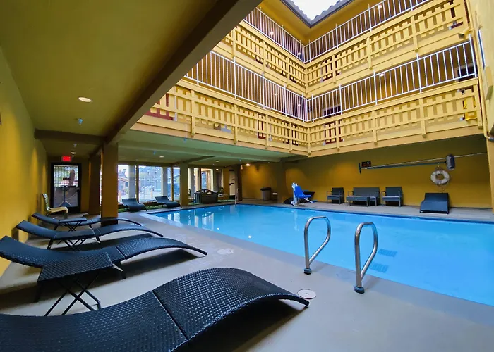 The Aqua Pacific Hotel