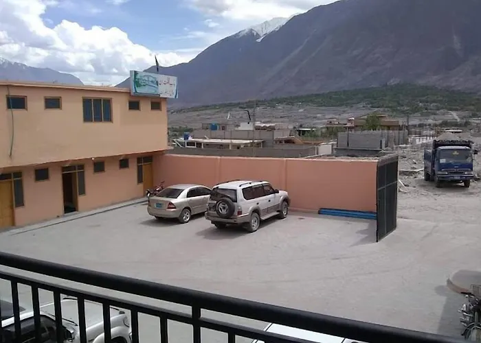 Bab E Gilgit Inn