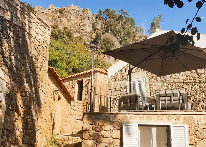 Quinta De Sao Pedro De Vir-A-Corca Em Monsanto