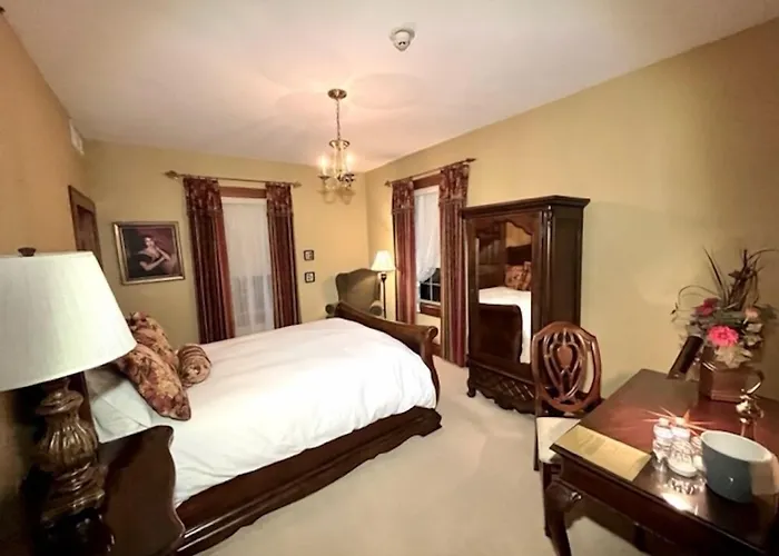 The Port Hotel