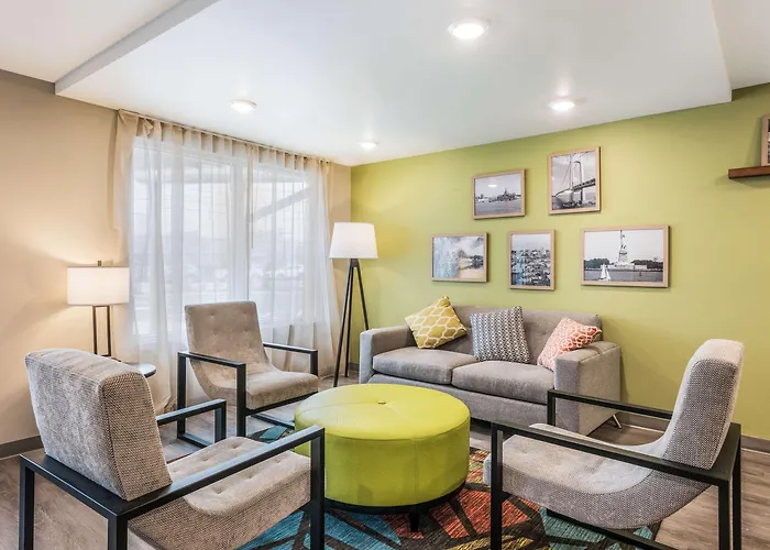 Woodspring Suites Linden