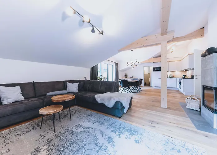 M1 - Mountain Living