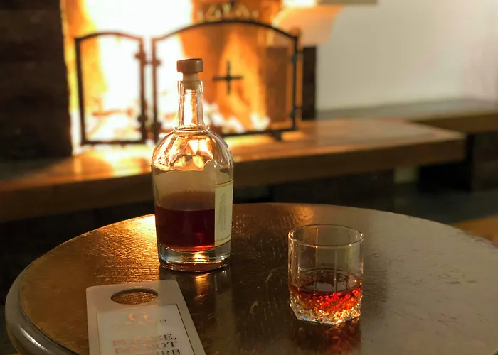Grand Boutique Hotel