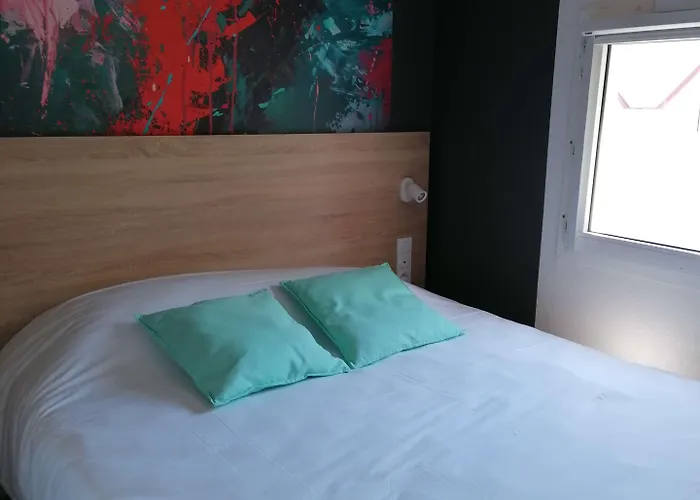 Kyriad Direct Martigues
