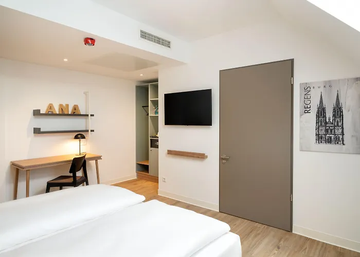 Elaya Hotel Regensburg City Center, Trademark By Wyndham