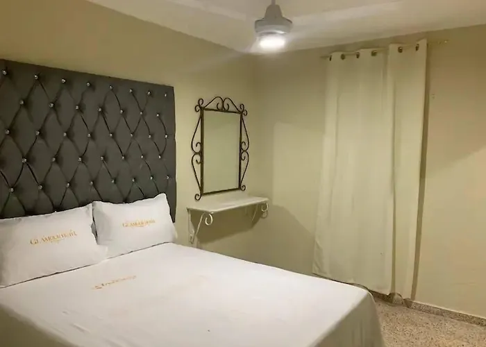 Glamour Hotel