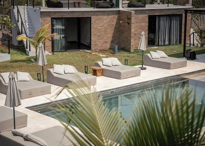 Bora Boutique - Adults Only