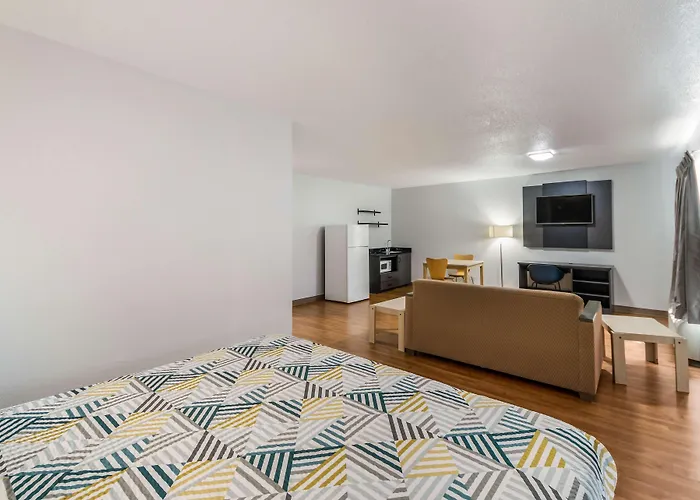 Studio 6 Laredo, Tx - North I-35