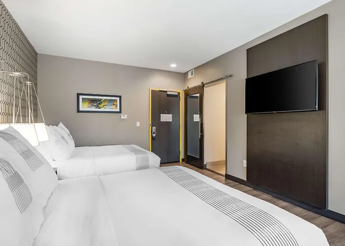 Glo Best Western Savannah-Gateway I-95
