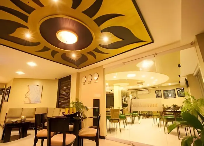 L Square Hotel