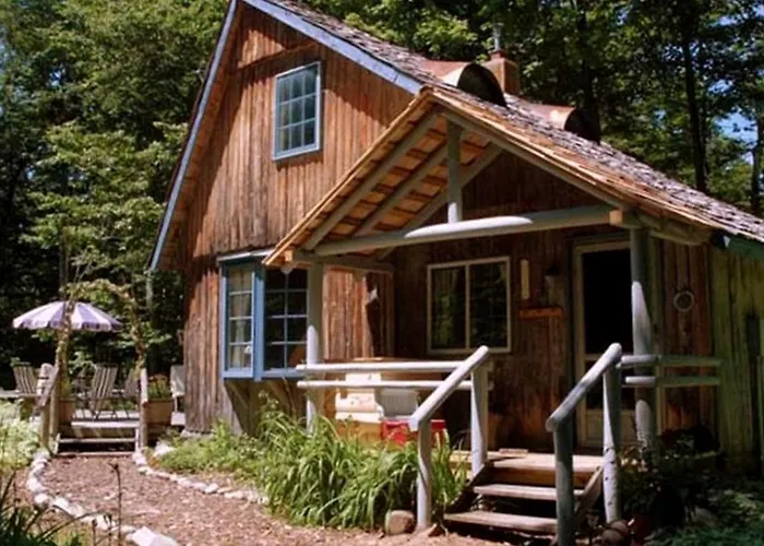 Charming And Secluded Log Cabin Rental On Small Farm Near Lake Michigan