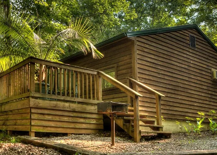 Luxurious And Modern One-Bedroom Cabin Rentals For Two In Somerset, Kentucky