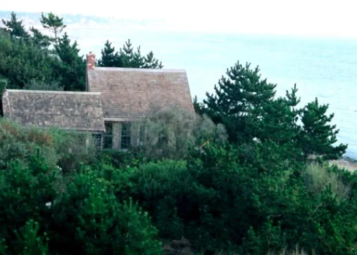 Family-Friendly Vacation Rental On The Beach In Cape Cod