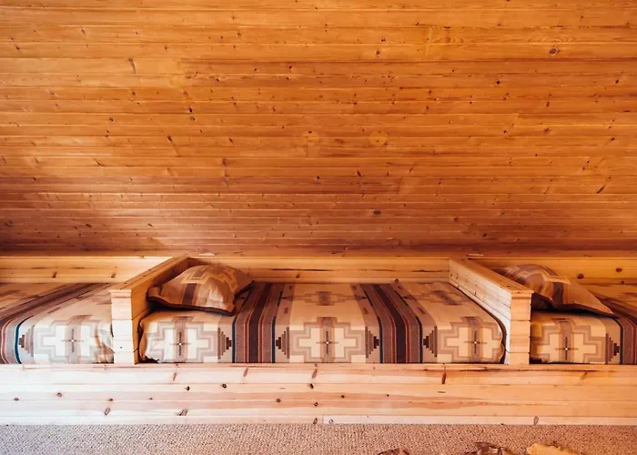 Gorgeous Family-Friendly Vacation Rental Near South Bend, Indiana