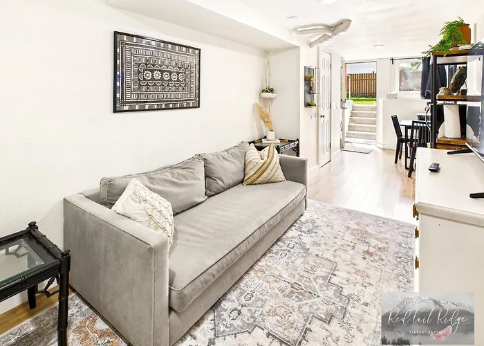 Ac! Family Space-Retro Home In Historic Albany