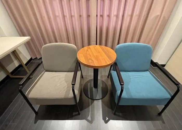 Hotel Summit