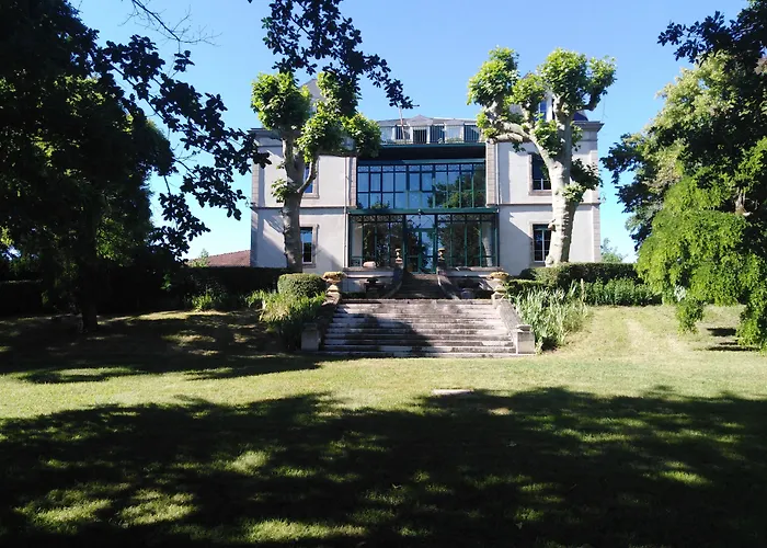 Hôtel La Métairie&Piscine