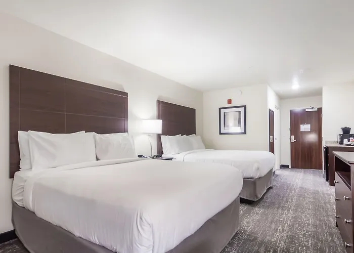 Cobblestone Inn & Suites - Holdrege