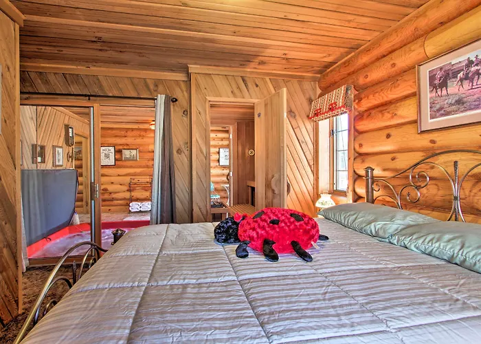 Secluded Dillon Home W/ Private Hot Tub + Deck!