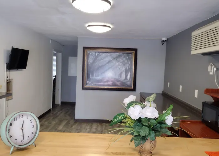 Fairbridge Inn & Suites Richmond Hill