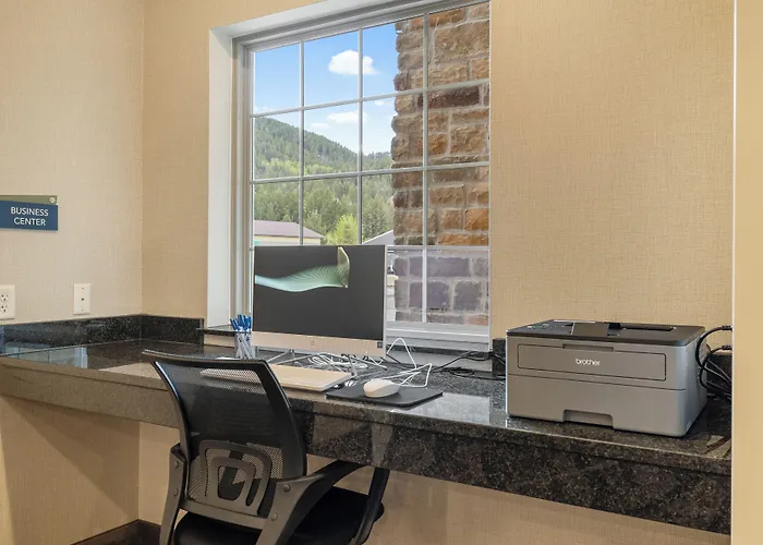 Cobblestone Hotel & Suites - Alpine