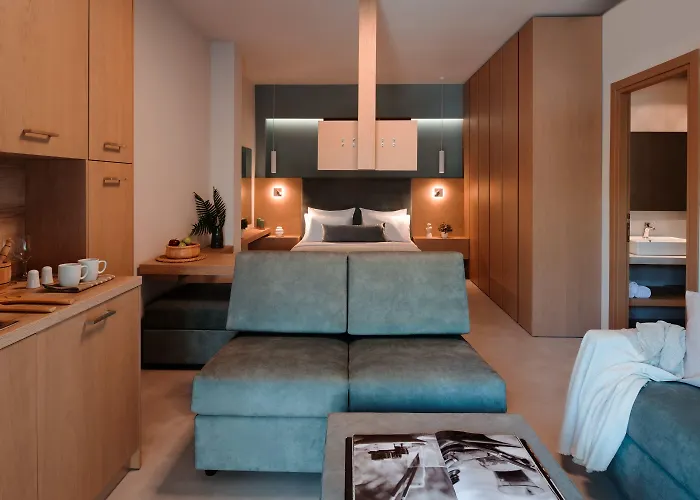 Chronos Hotel
