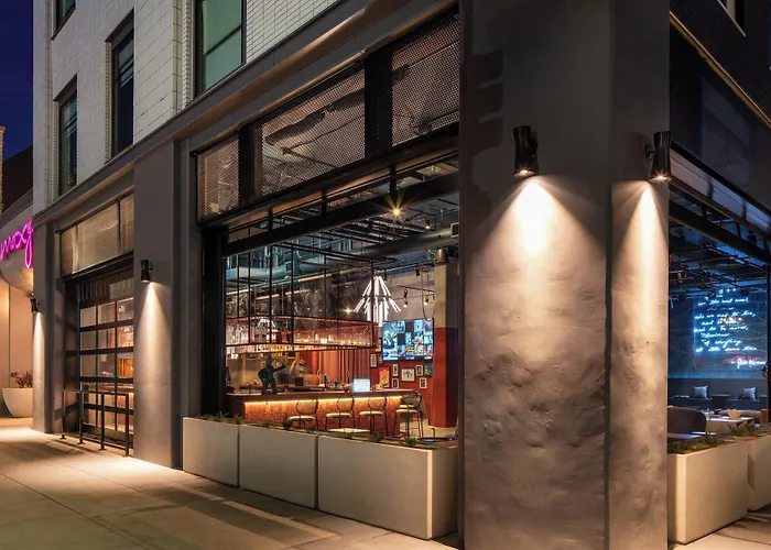 Moxy Oakland Uptown