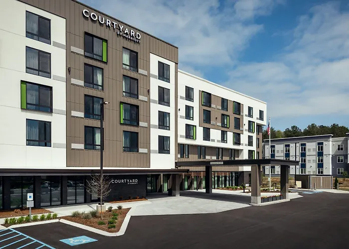 Courtyard By Marriott Cleveland Tn