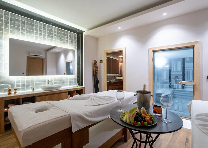 Pearly Hotel