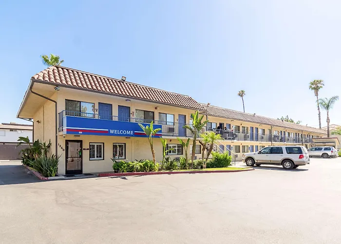 Motel 6 Riverside, CA - UCR East