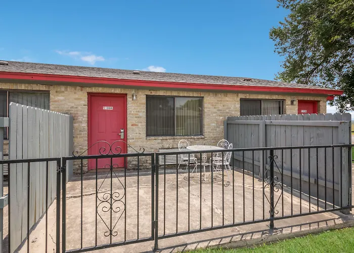 Americas Best Value Inn Lockhart Tx