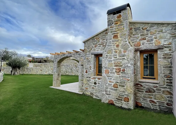 Zeyt Inn Hotel