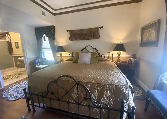 The Cypress Inn