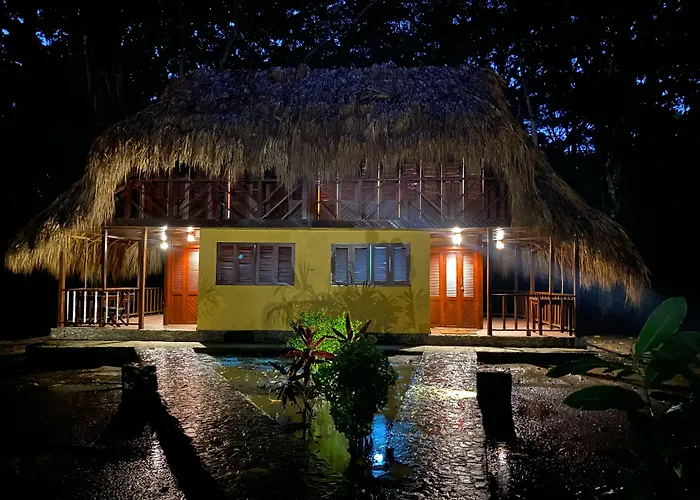 Cabañas Tequendama Playa Arrecifes Parque Tayrona