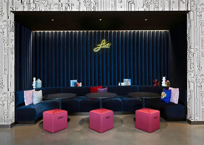 Aloft By Marriott Kansas City Country Club Plaza