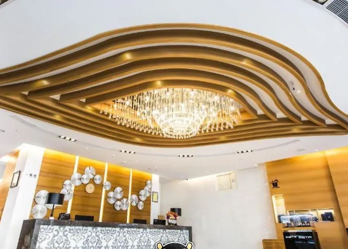 Royal Fine Hotel
