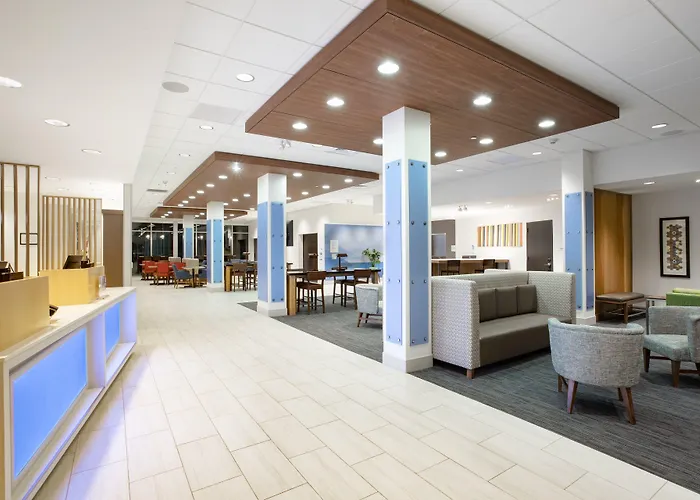 Holiday Inn Express & Suites - Ely By Ihg
