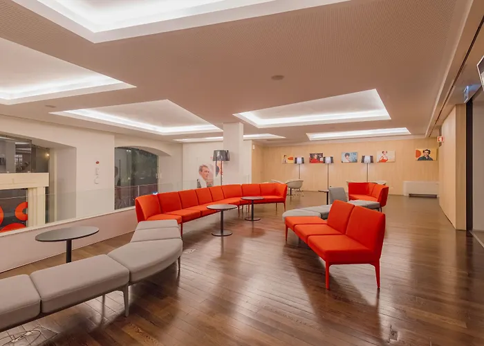 Moov Hotel Porto Centro