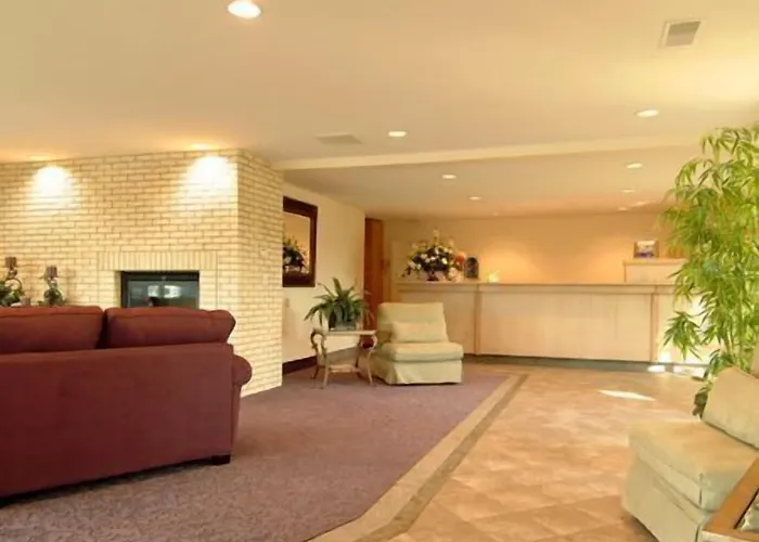 River Terrace Inn