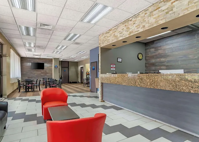 Quality Inn Near Speedway