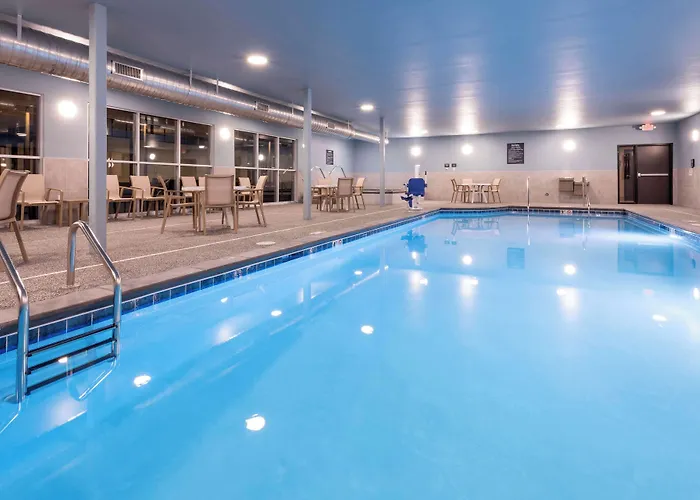 Grandstay Hotel & Suites Johnston-Des Moines, Ia
