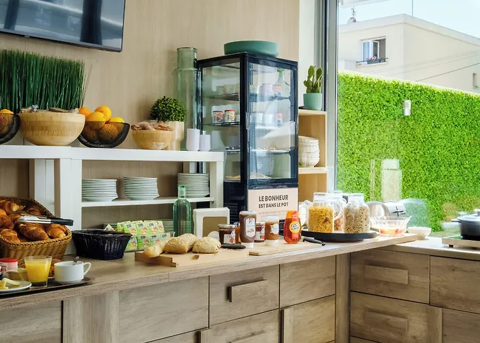 B&B Hotel Antibes Juan-Les-Pins