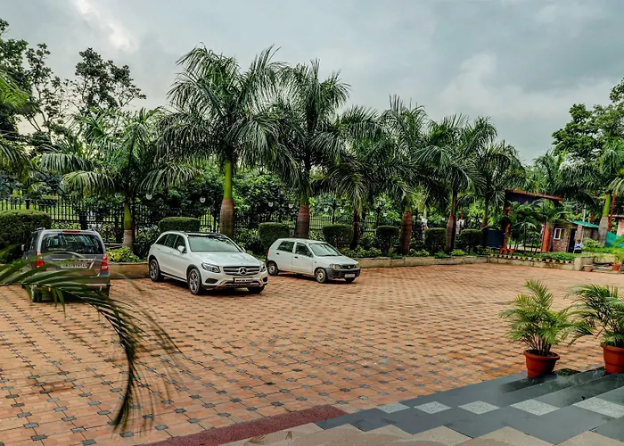 Treebo Premium Pearl Avenue Banquets And Lawn