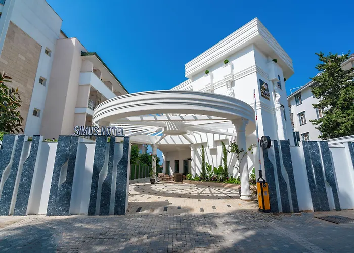 Simus Beach Hotel