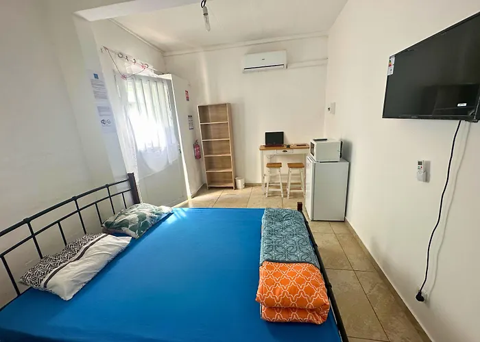 Azur Hotel