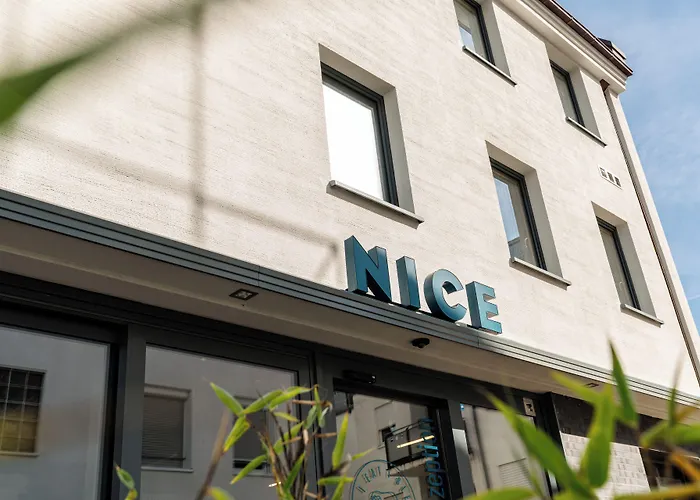 Nice Hotel - Self Check-In Hotel