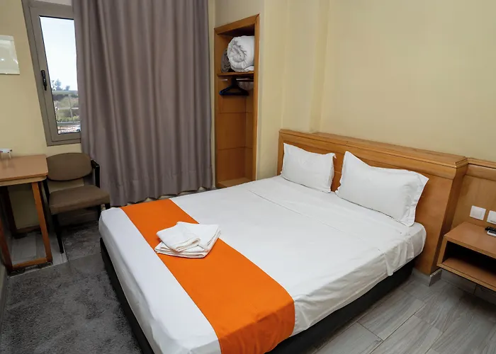 Hotel Golden Flora