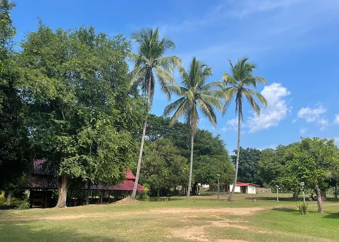 ห้วยน้ำรินรีสอร์ท The Creek Garden Resort