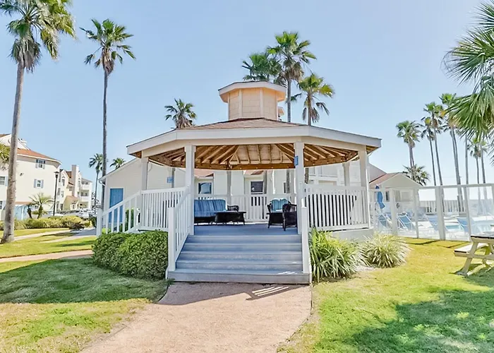 Beach Club Seas The Day